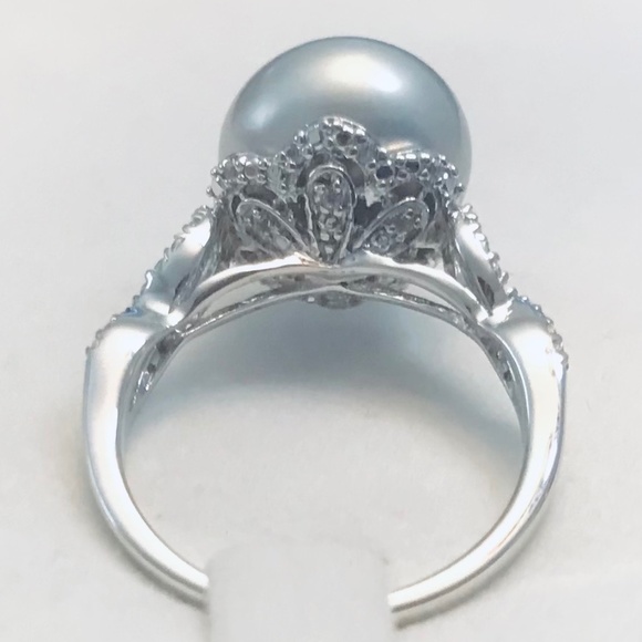 Genuine Cultured Grey Pearl & Zircon Princess Ring - Picture 2 of 11